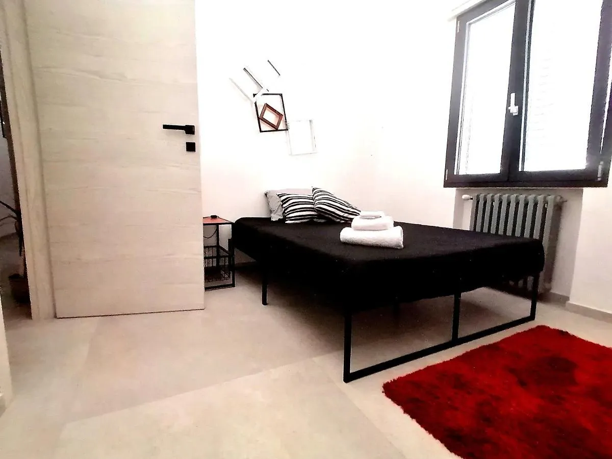 Andirivieni Lecce Casa Vacanze 0*,  Italy